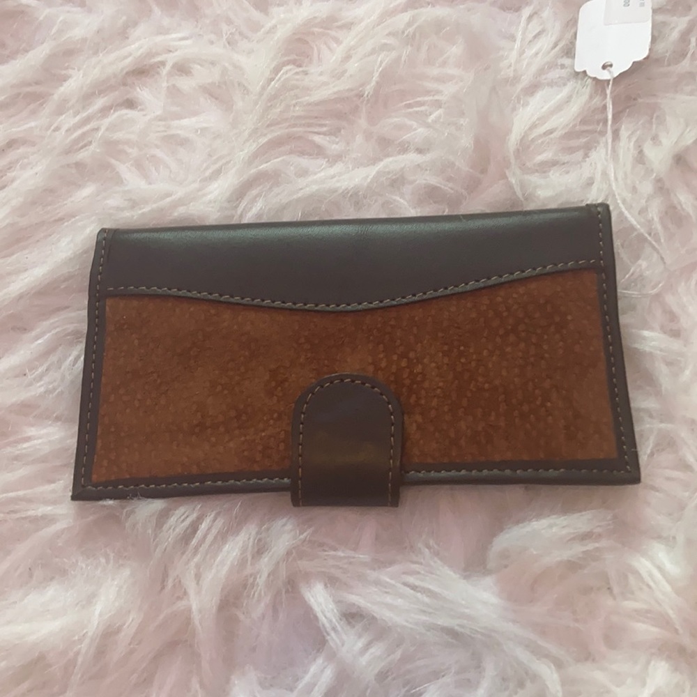 1980 Women’s leather wallet no size